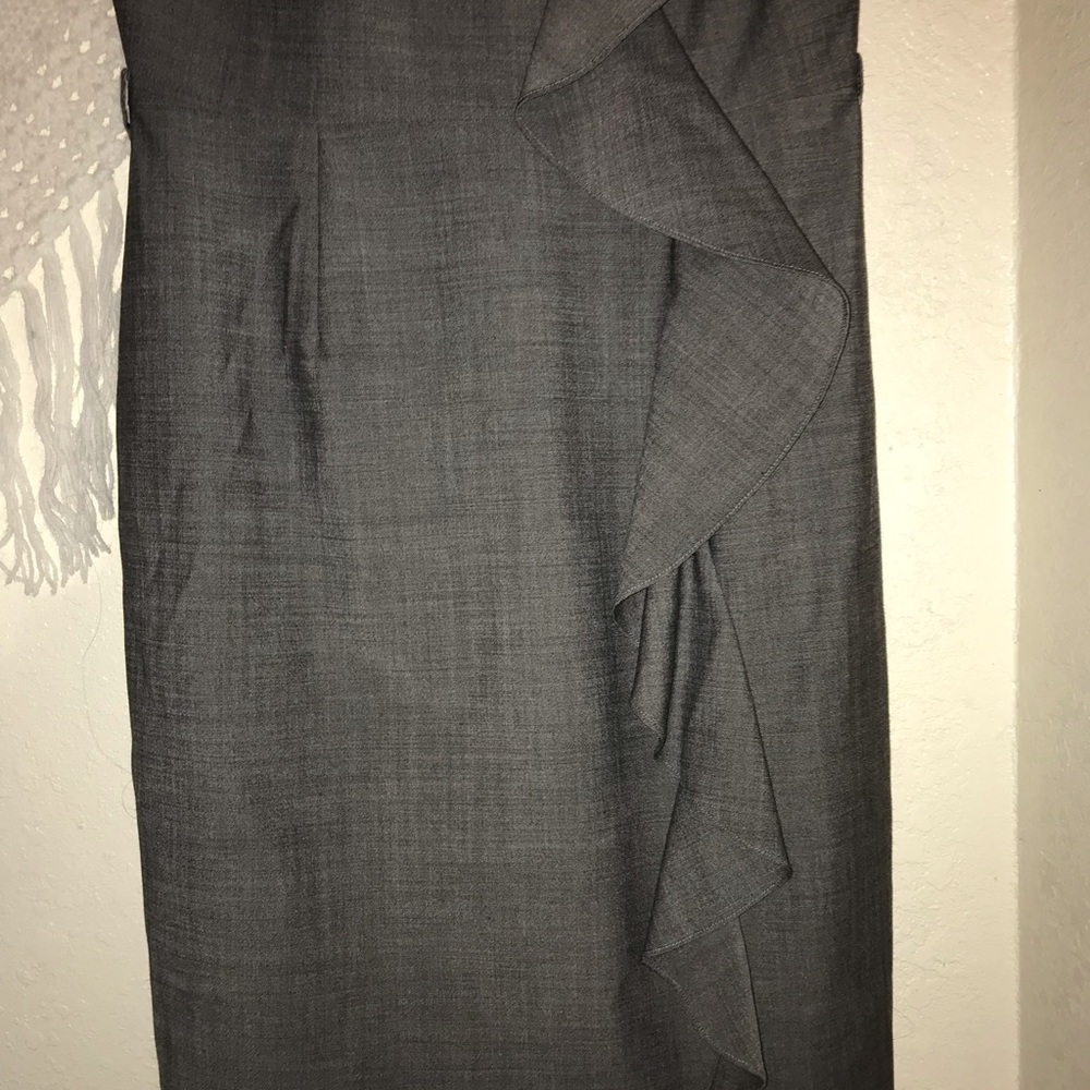 Tahari | Ruffle Contemporary Dress - Picture 6 of 8